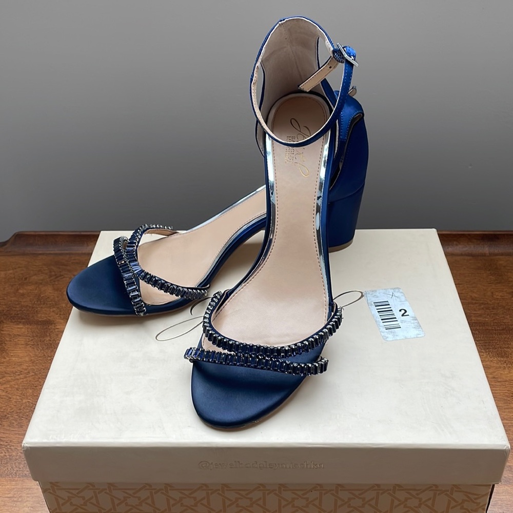 Badgley Mischka Jewel Heels Navy Satin Block heel.  Ankle strap. Worn once